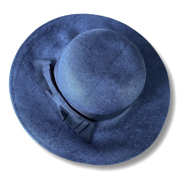 Vintage Brimmed Hat Finely Woven in Navy Blue with a Black Grosgrain Ribbon Bow - Picture 4 of 5